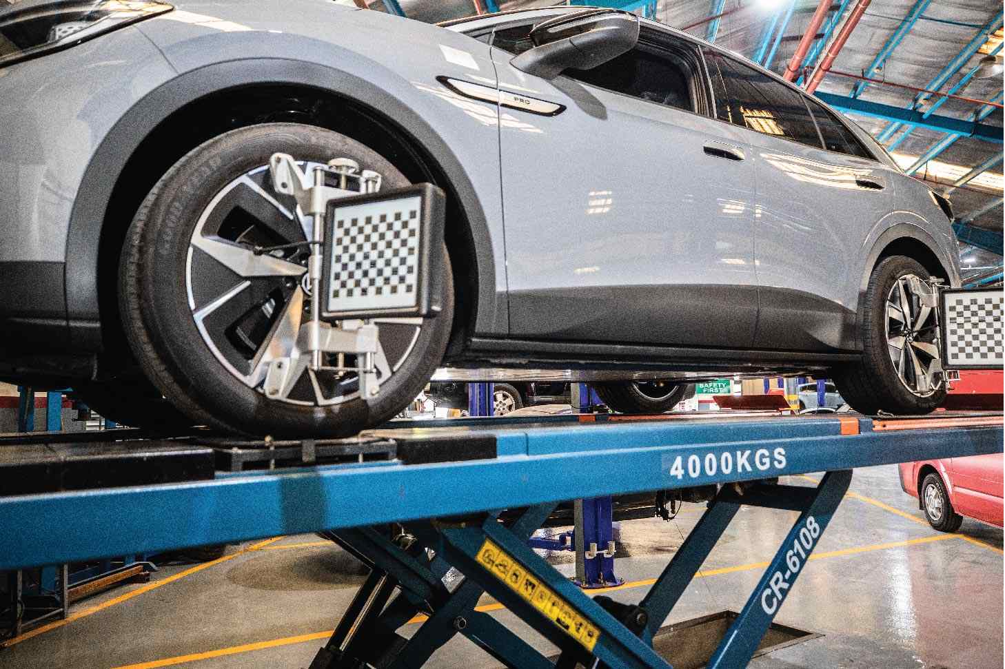 1666016884wheel-alignment-service-dubai-02